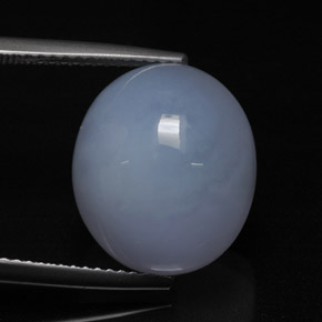 Calcédoine bleue naturelle coupe ovale, 13,49 ct, translucide