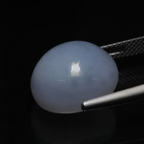 Calcédoine bleue naturelle coupe ovale, 13,49 ct, translucide