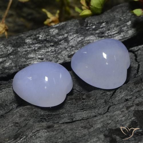 Shop natural 13.27ct Violet clair Calcédoine gems, Cœur, from Namibie at GemSelect. In stock, global shipping!
