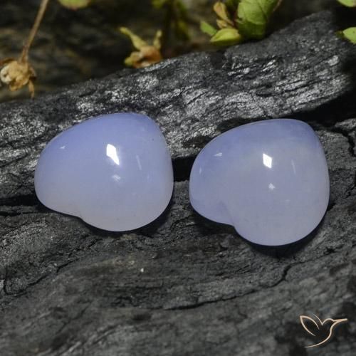 Shop natural 13.27ct Violet clair Calcédoine gems, Cœur, from Namibie at GemSelect. In stock, global shipping!