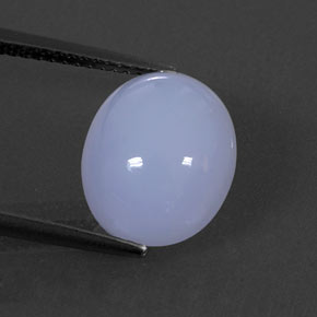 Calcédoine bleue naturelle coupe ovale, 5,86 ct, translucide
