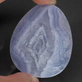 Calcédoine bleue naturelle transparent, 121,20 ct, transparent / translucide