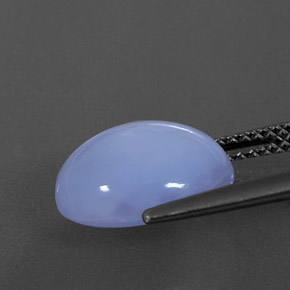 Calcédoine bleue naturelle coupe ovale, 4,96 ct, translucide