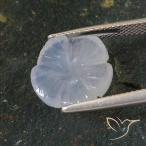 Calcédoine Bleu violacé léger naturelle Taille Fleur, 5.46 ct, Translucide