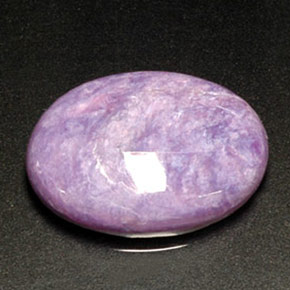 Charoïte violet naturelle coupe ovale, 8,22 ct, opaque