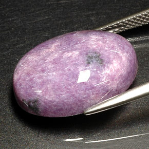 Charoïte violet naturelle coupe ovale, 11,13 ct, opaque