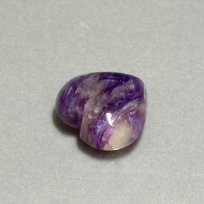 Charoïte Violet naturelle Forme de coeur, 4.46 ct, Opaque