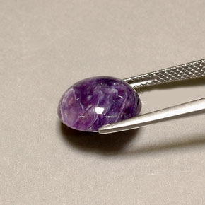 Charoïte violet naturelle coupe roude, 5,04 ct, opaque