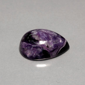 Charoïte violet naturelle en forme de poire, 5,63 ct, opaque