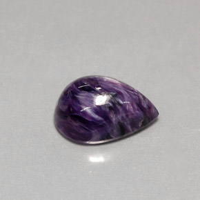 Charoïte violet naturelle en forme de poire, 3,61 ct, opaque