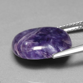 Charoïte Violet naturelle Coupe ovale, 5.33 ct, Opaque