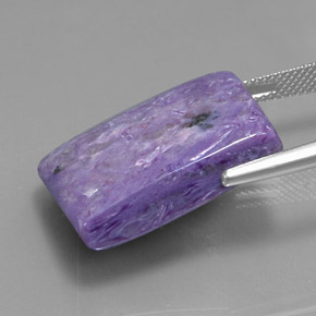 Charoïte violet naturelle forme fantaisie, 32,07 ct, opaque