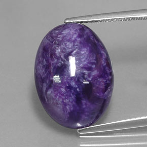 Charoïte violet naturelle coupe ovale, 10,76 ct, opaque