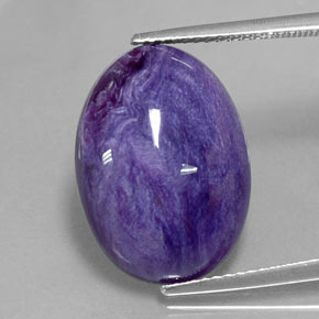 Charoïte violet naturelle coupe ovale, 9,25 ct, opaque