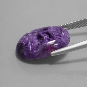 Charoïte Violet naturelle Coupe ovale, 17.94 ct, Opaque