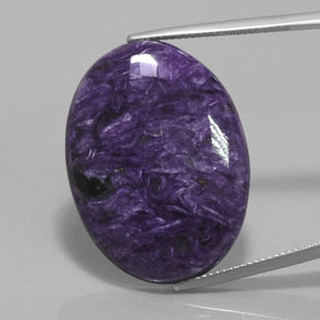 Charoïte violet naturelle coupe ovale, 28,54 ct, opaque