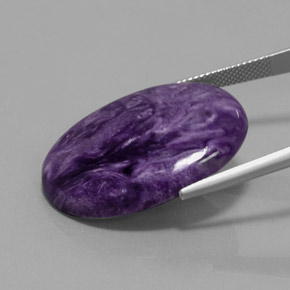 Charoïte violet naturelle coupe ovale, 27,90 ct, opaque