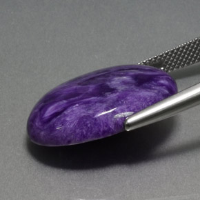 Charoïte Violet naturelle Coupe ovale, 14.40 ct, Opaque
