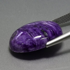 Charoïte Violet naturelle Coupe ovale, 19.17 ct, Opaque