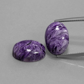 Achetez naturel ct Violet Charoïte gems, Coupe ovale, En provenance Russie chez GemSelect. En stock, livraison internationale!
