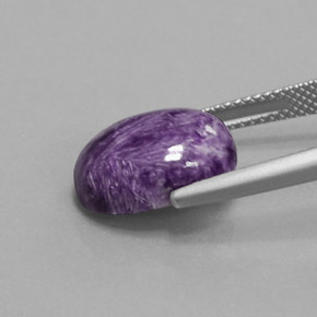 Charoïte violet naturelle coupe ovale, 5,50 ct, opaque