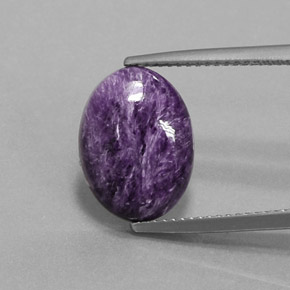 Charoïte Violet naturelle Coupe ovale, 4.38 ct, Opaque