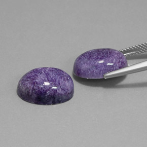 Achetez naturel ct Violet Charoïte gems, Coupe ovale, En provenance Russie chez GemSelect. En stock, livraison internationale!
