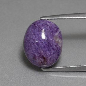 Charoïte Violet naturelle Coupe ovale, 5.61 ct, Opaque