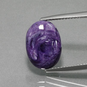 Charoïte violet naturelle coupe ovale, 5,03 ct, opaque