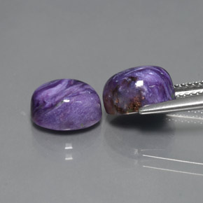 Achetez naturel ct Violet Charoïte gems, Coupe ovale, En provenance Russie chez GemSelect. En stock, livraison internationale!