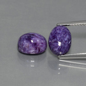 Achetez naturel ct Violet Charoïte gems, Coupe ovale, En provenance Russie chez GemSelect. En stock, livraison internationale!