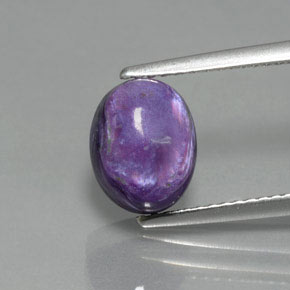 Charoïte Violet naturelle Coupe ovale, 2.81 ct, Opaque