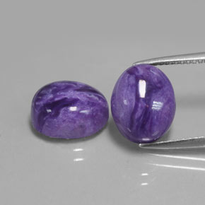 Achetez naturel ct Violet Charoïte gems, Coupe ovale, En provenance Russie chez GemSelect. En stock, livraison internationale!