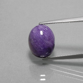 Charoïte Violet naturelle Coupe ovale, 4.20 ct, Opaque