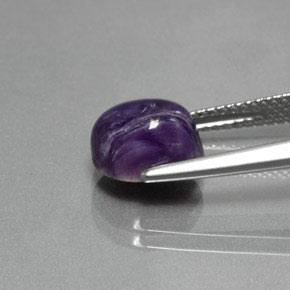 Charoïte violet naturelle coupe ovale, 2,56 ct, opaque