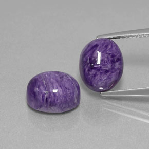 Achetez naturel ct Violet Charoïte gems, Coupe ovale, En provenance Russie chez GemSelect. En stock, livraison internationale!