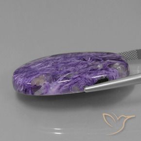 Charoïte Violet foncé naturelle ovale, 58.38 ct, Opaque