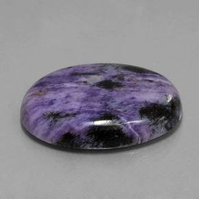 Charoïte violet naturelle coupe ovale, 31,77 ct, opaque
