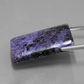 Charoïte violet naturelle baguette, 44,70 ct, opaque