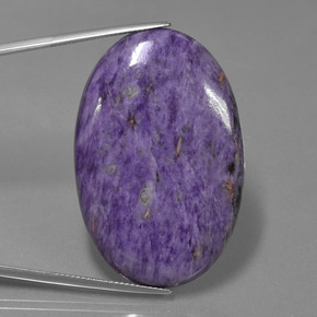 Charoïte violet naturelle coupe ovale, 62,00 ct, opaque