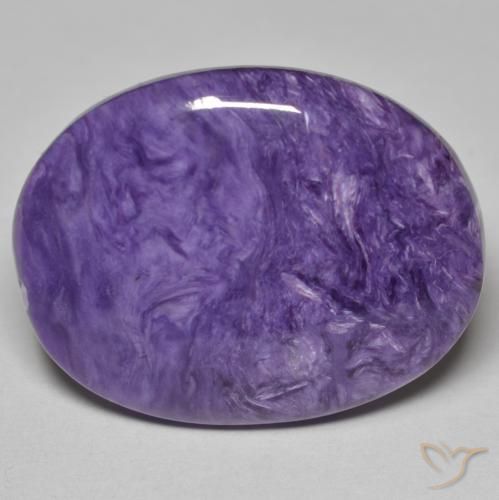 27.75ct Naturel Violet foncé Charoïte, ovale, Opaque