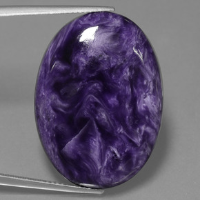 Charoïte Violet naturelle Coupe ovale, 29.31 ct, Opaque