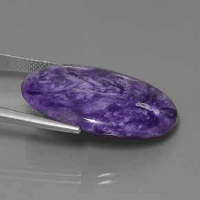Charoïte violet naturelle coupe ovale, 26,68 ct, opaque