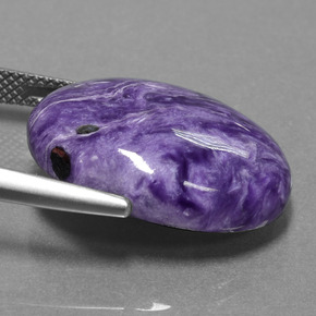 Charoïte Violet naturelle Coupe ovale, 16.32 ct, Opaque