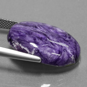 Charoïte Violet naturelle Coupe ovale, 15.67 ct, Opaque
