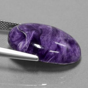 Charoïte violet naturelle coupe ovale, 15,04 ct, opaque