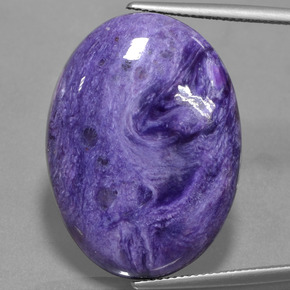 Charoïte Violet naturelle Coupe ovale, 37.92 ct, Opaque