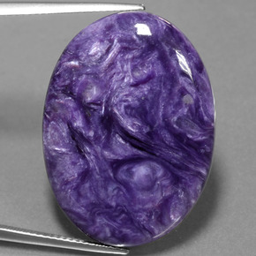 Charoïte Violet naturelle Coupe ovale, 28.06 ct, Opaque