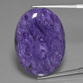 Charoïte Violet naturelle Coupe ovale, 31.59 ct, Opaque