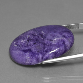 Charoïte violet naturelle coupe ovale, 30,48 ct, opaque